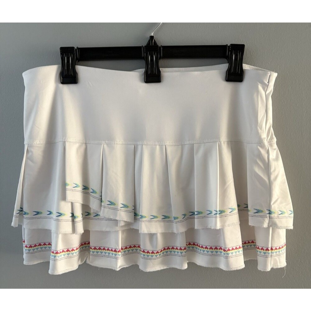 Lucky In Love Skort Skirt L White Tiered Pleats Tennis Golf Pickleball